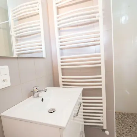 Les Cactees Petite Résidence De Tourisme Classée 3 étoiles *